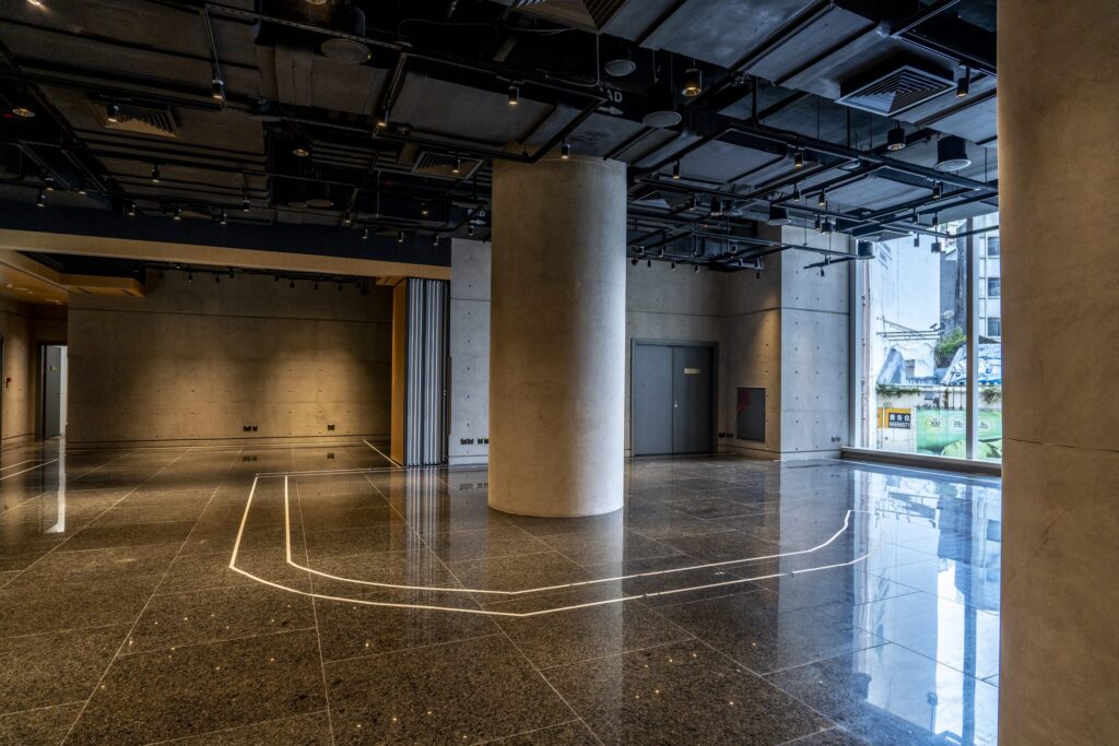 寬敞的展覽廳空間，可靈活佈置各類展覽